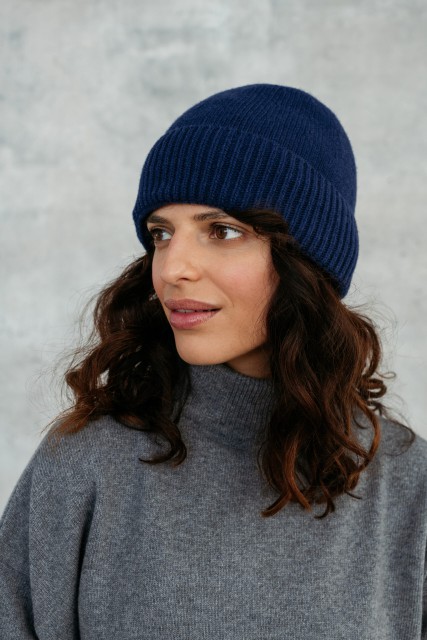 Bari - Dámská vlněná čepice, 90% merino vlny