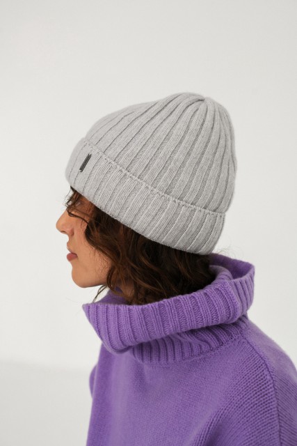 Barolo - Dámská vlněná čepice 90% merino vlny