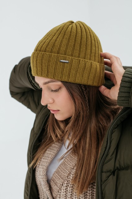 Barolo - Dámská vlněná čepice 90% merino vlny