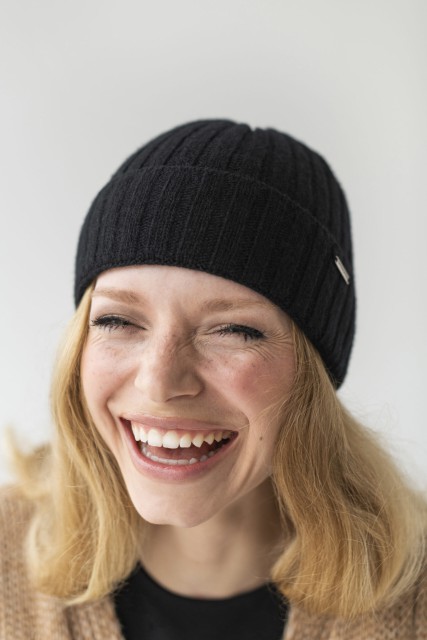 Barolo - Dámská vlněná čepice 90% merino vlny