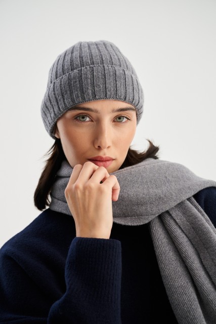 Barolo - Dámská vlněná čepice 90% merino vlny